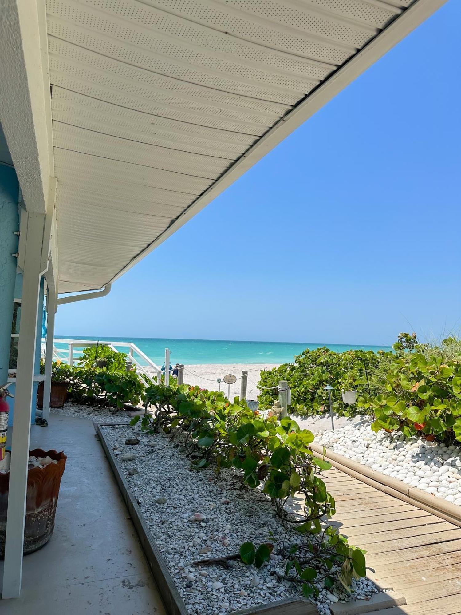 Pearl Beach Inn Englewood Exterior foto